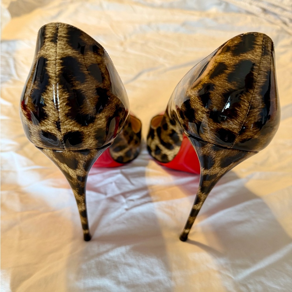 Christian Louboutin Doracora 100 Patent Leather Leopard Heels - Size 42 - Picture 3 of 8